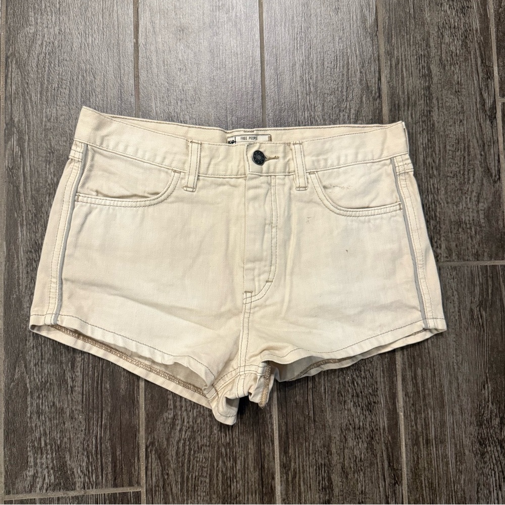 Size 27 Free People cream shorts!…